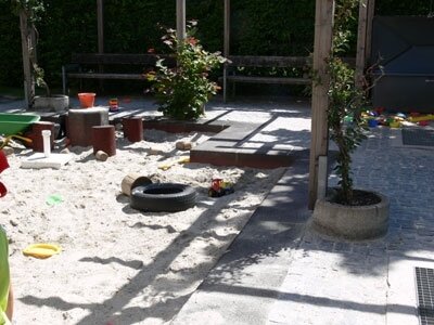 Sandkasteneinfassung aus Gummi Grün 101 x 30 x 15 cm