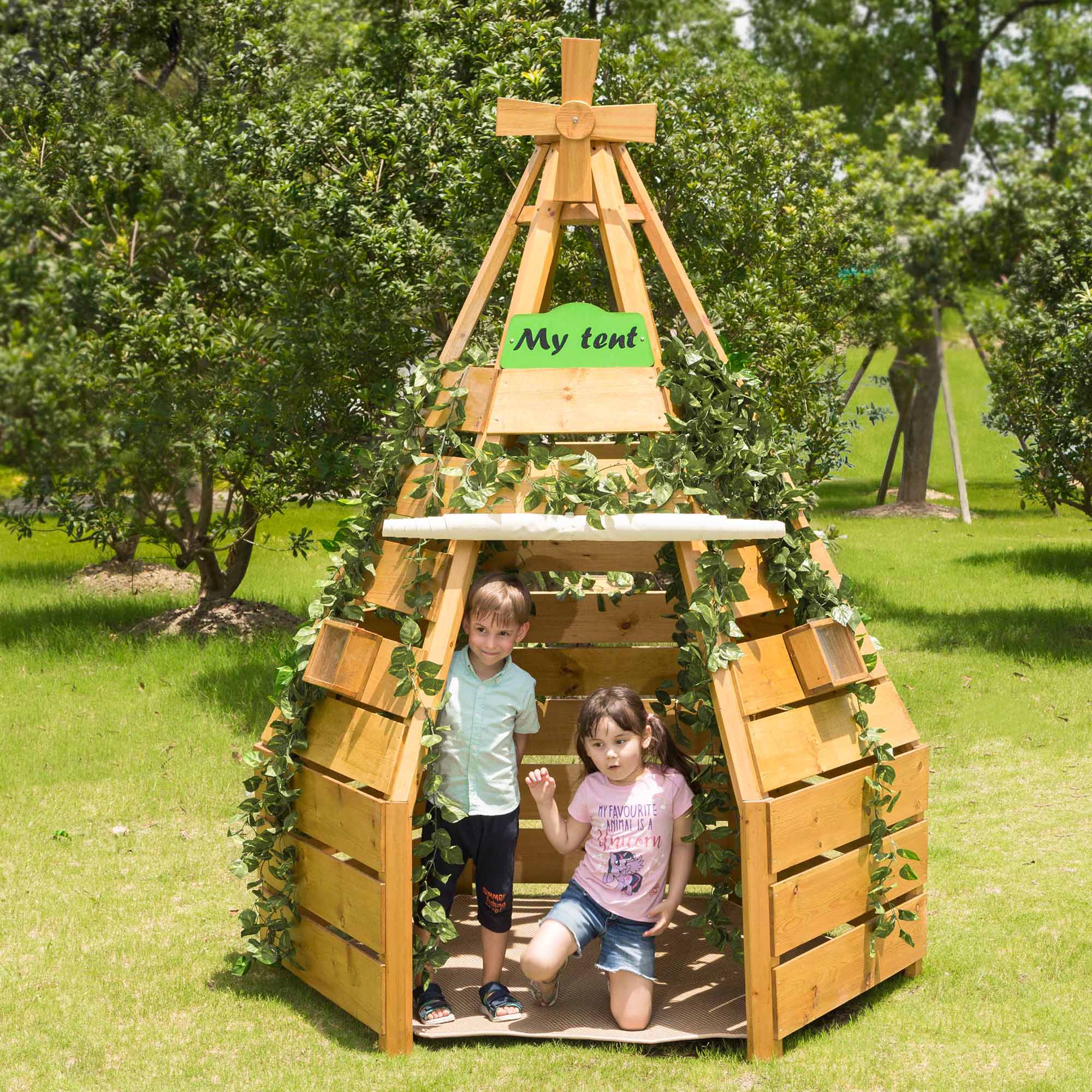 Outdoor Spielhaus Tipi