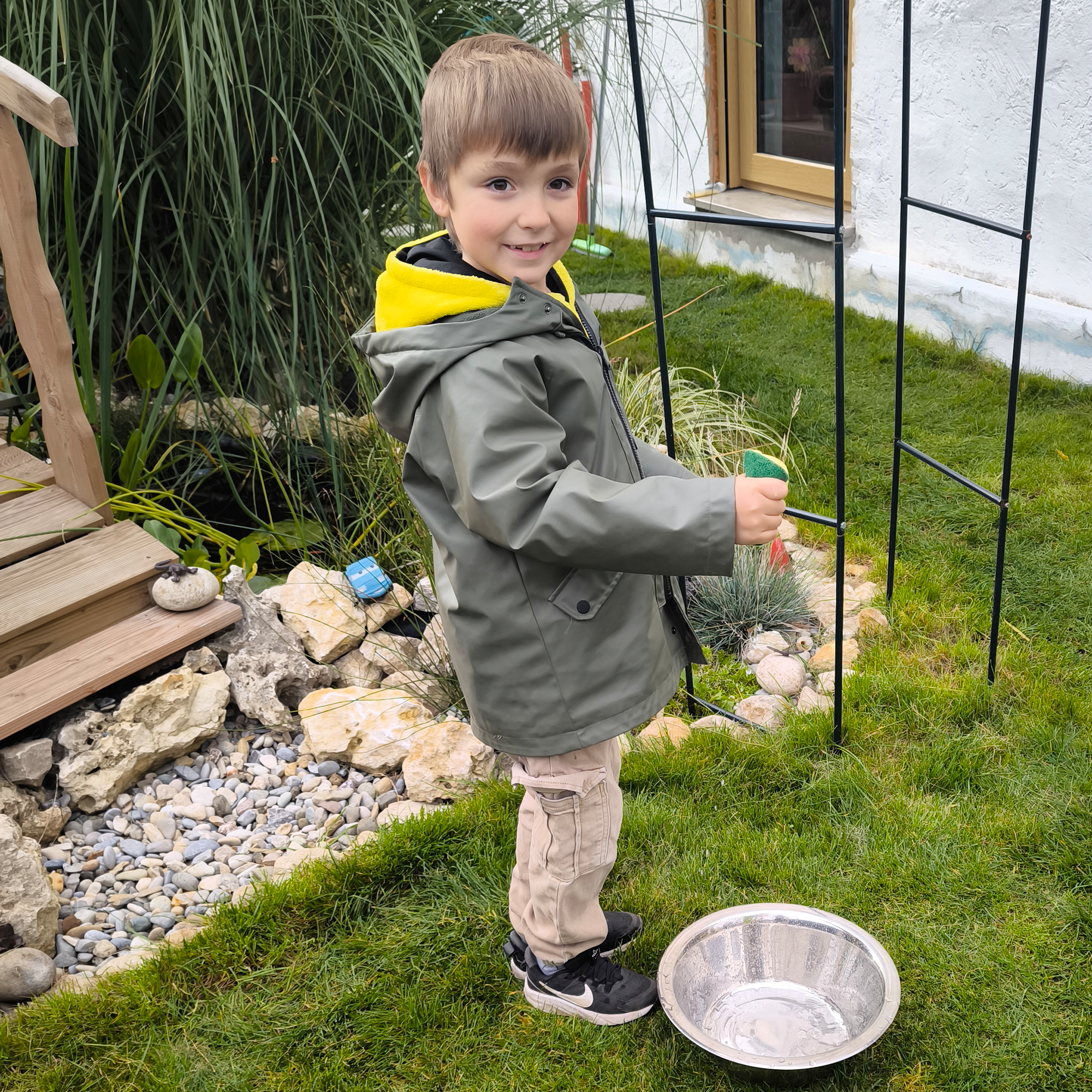 Entdeckerkiste: Digitale Wunderwelt in Bewegung