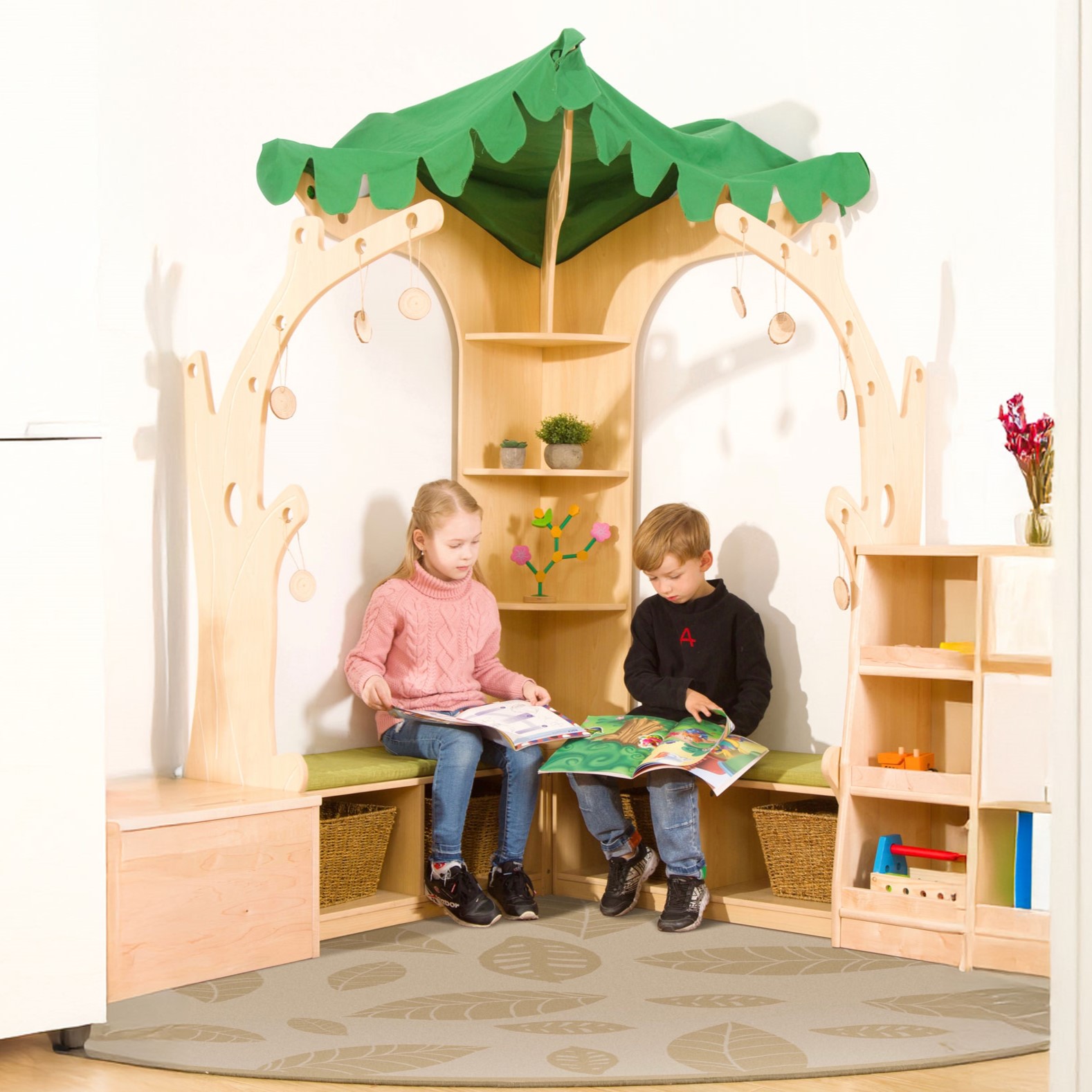 Leseecke Baum "Vier Jahreszeiten"