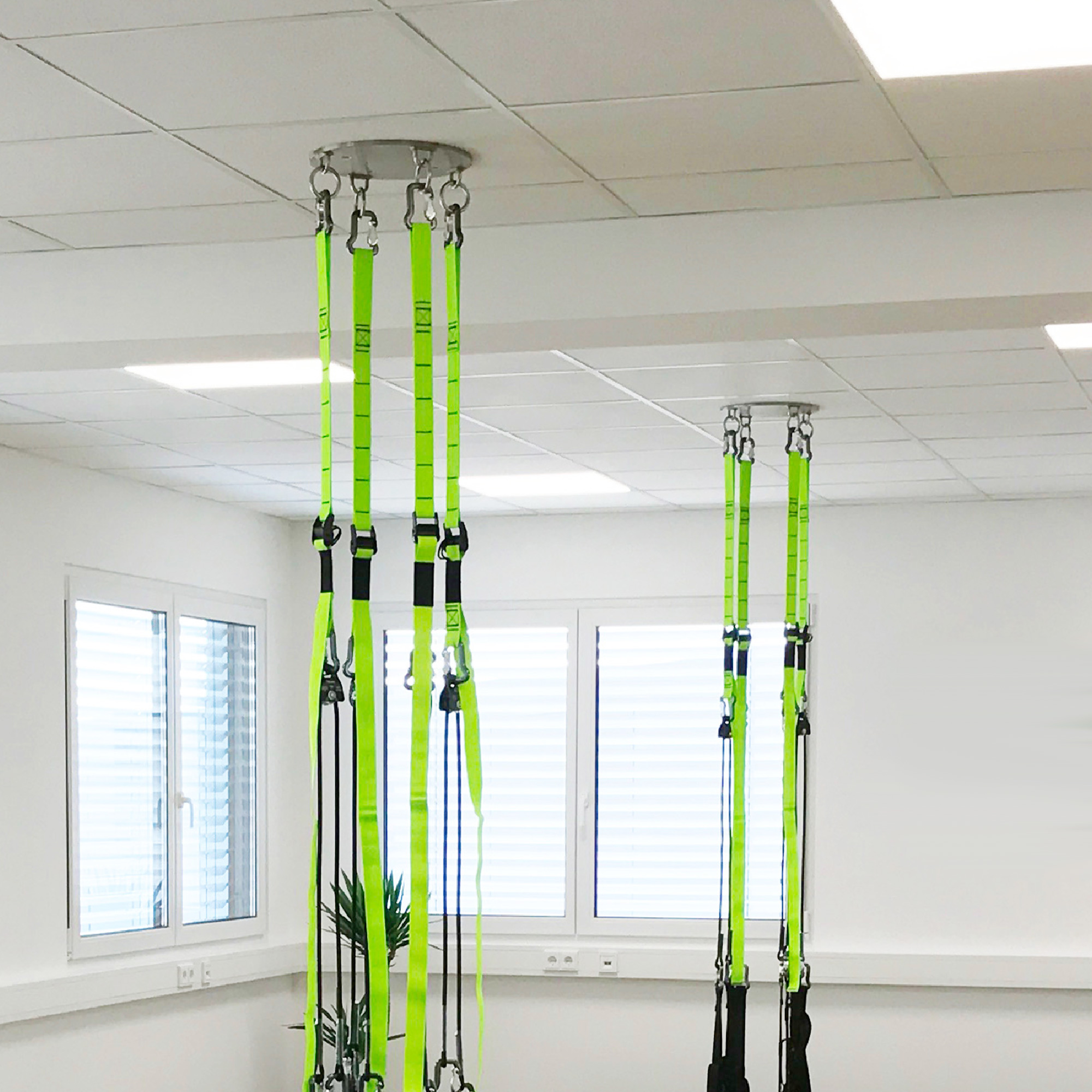 Deckenhalterung für abgehängte Decken, groß 35-45 cm