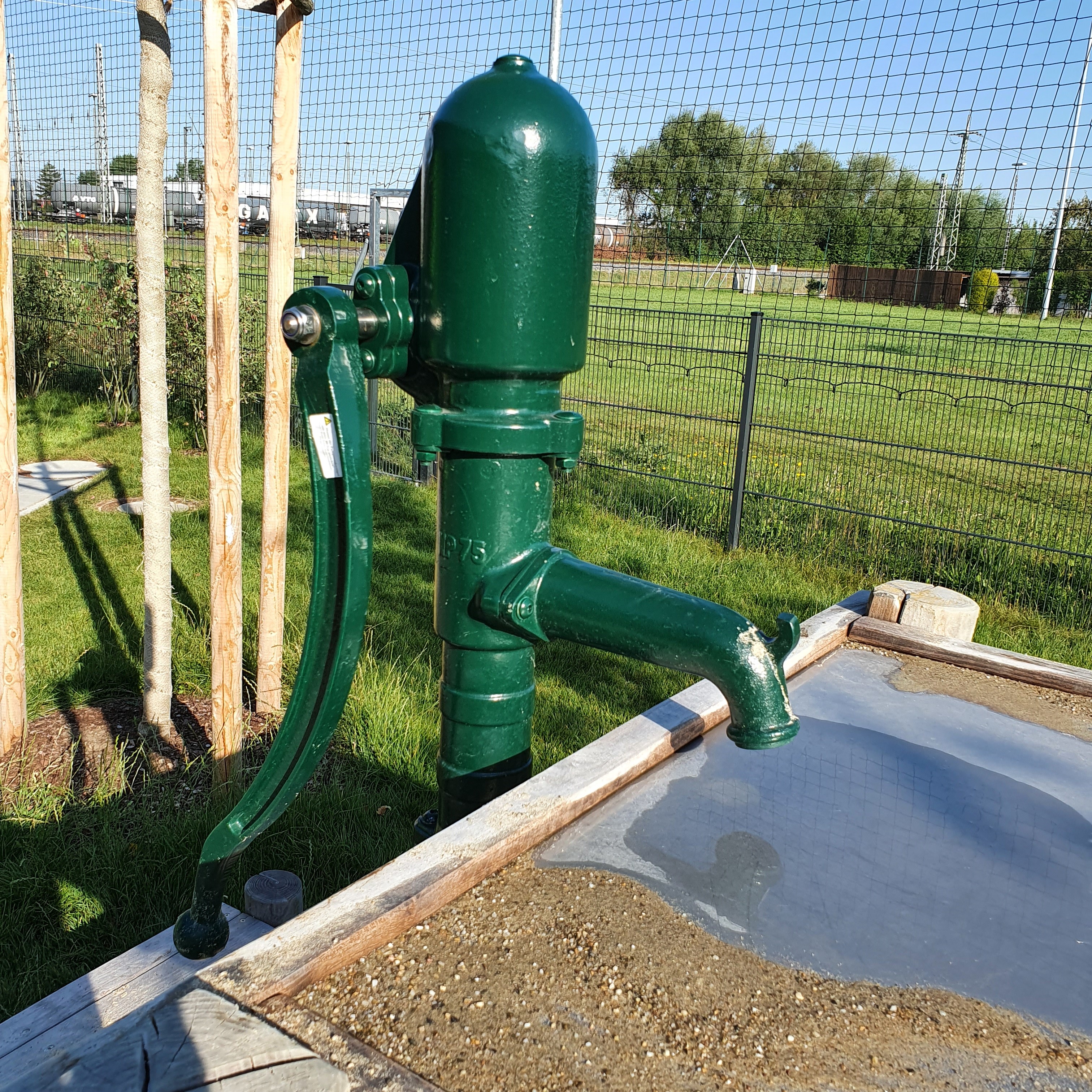 Spielplatzpumpe Automatik (ohne Ständer) inkl. Anschlussgarnitur