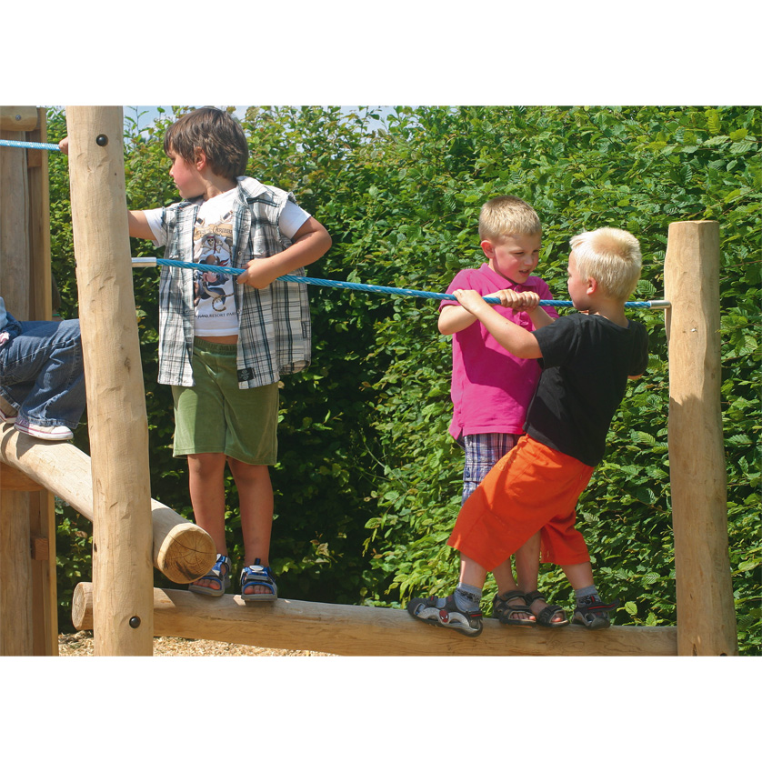 Robinie Spielturm mit Rutschstangen