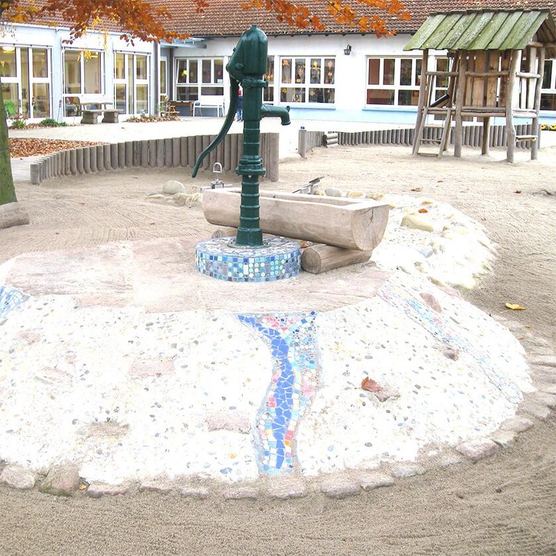 Handschwengelpumpe für Matschanlagen (ohne Ständer) inkl. Anschlussgarnitur