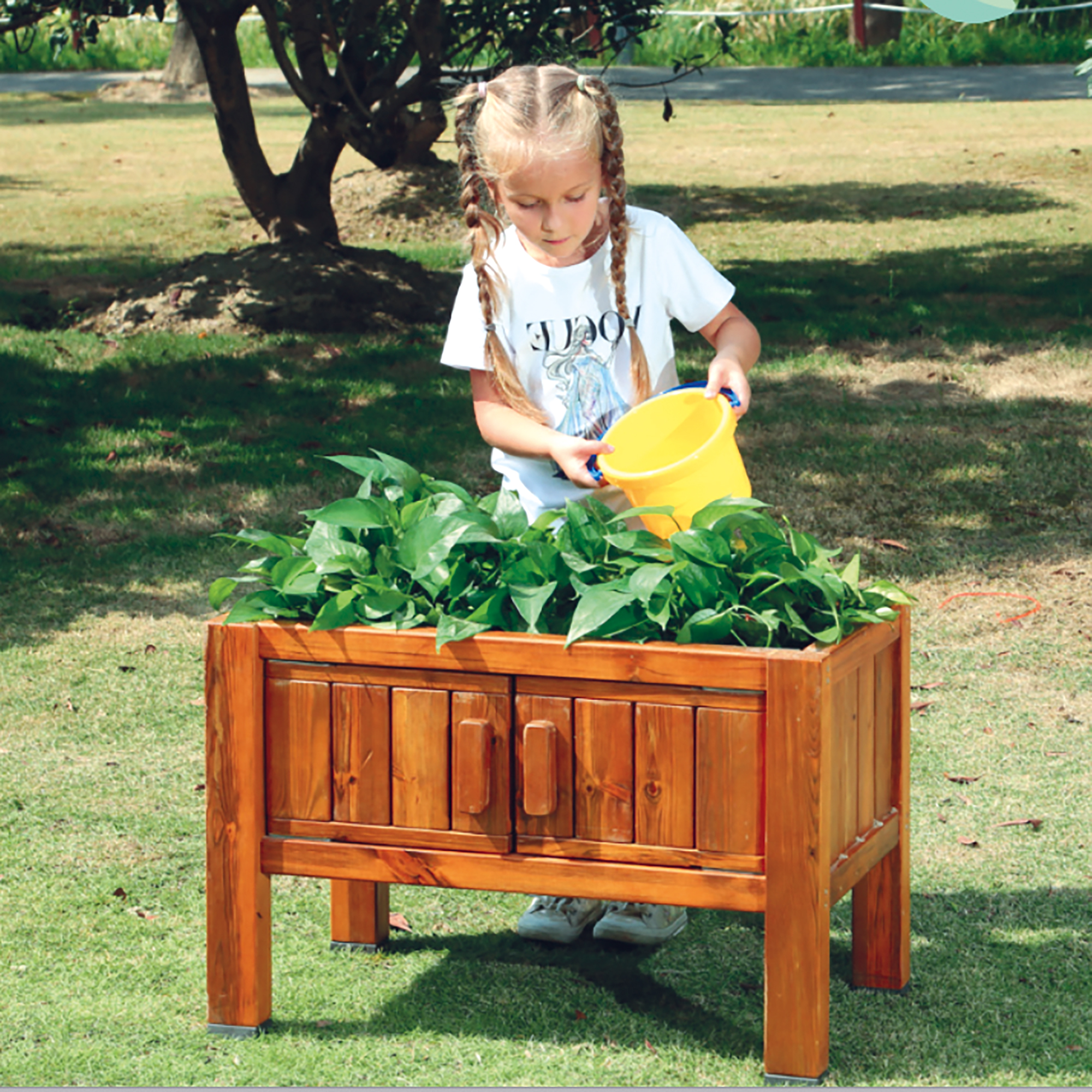 Pflanzkasten mit Wurzelfenster