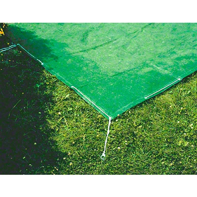 Netzgittergewebe 4 x 6 m als glatte Plane mit Abspannseilen und Erdnägeln