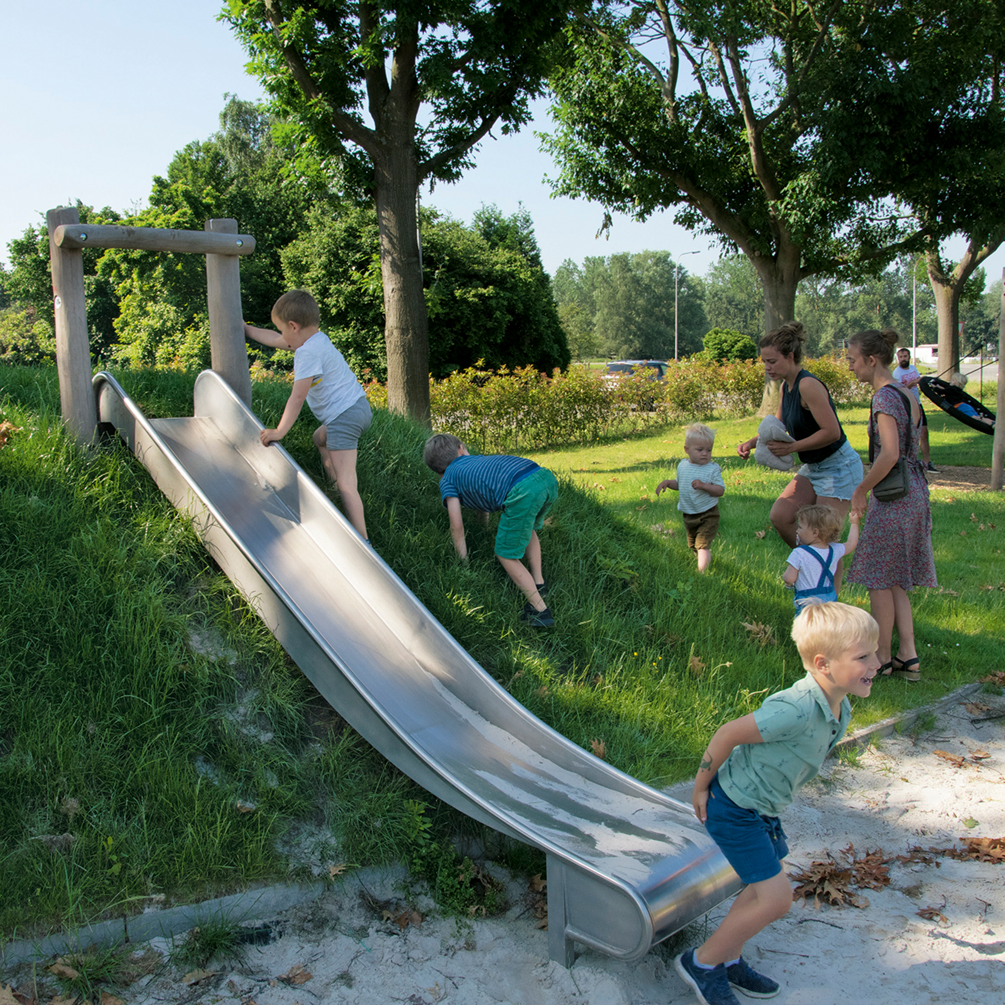 Robinie Plattform und Rutschbahn (Länge Rutsche 2,70 m)