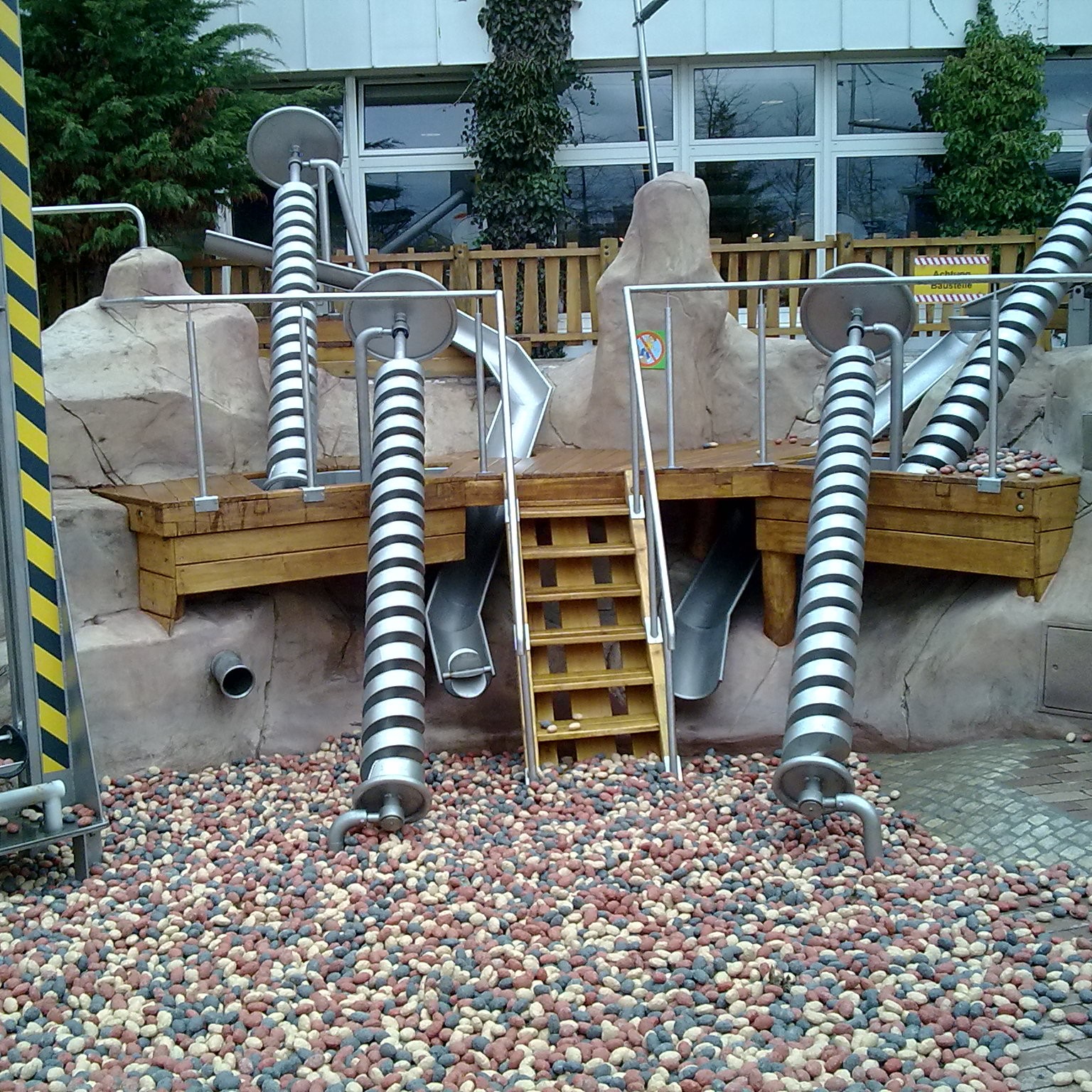 Wasserspirale mit Kurbel ? Archimedische Schraube