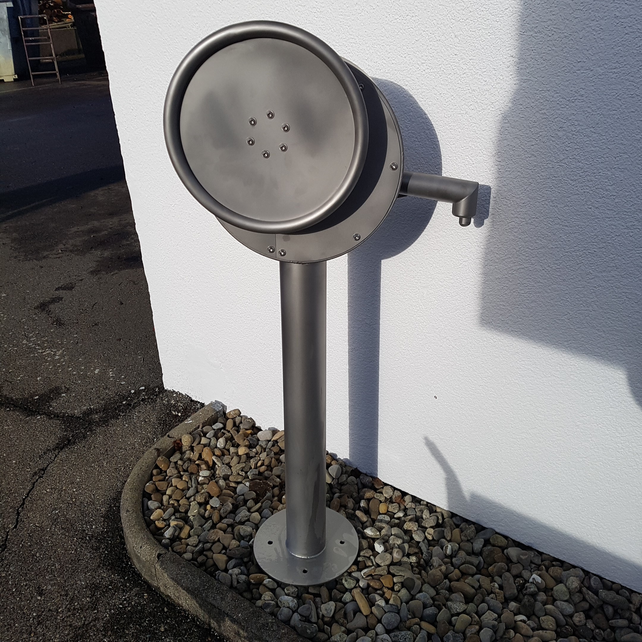 Wasserpumpe mit Kurbel aus Edelstahl mit Hygienespülung