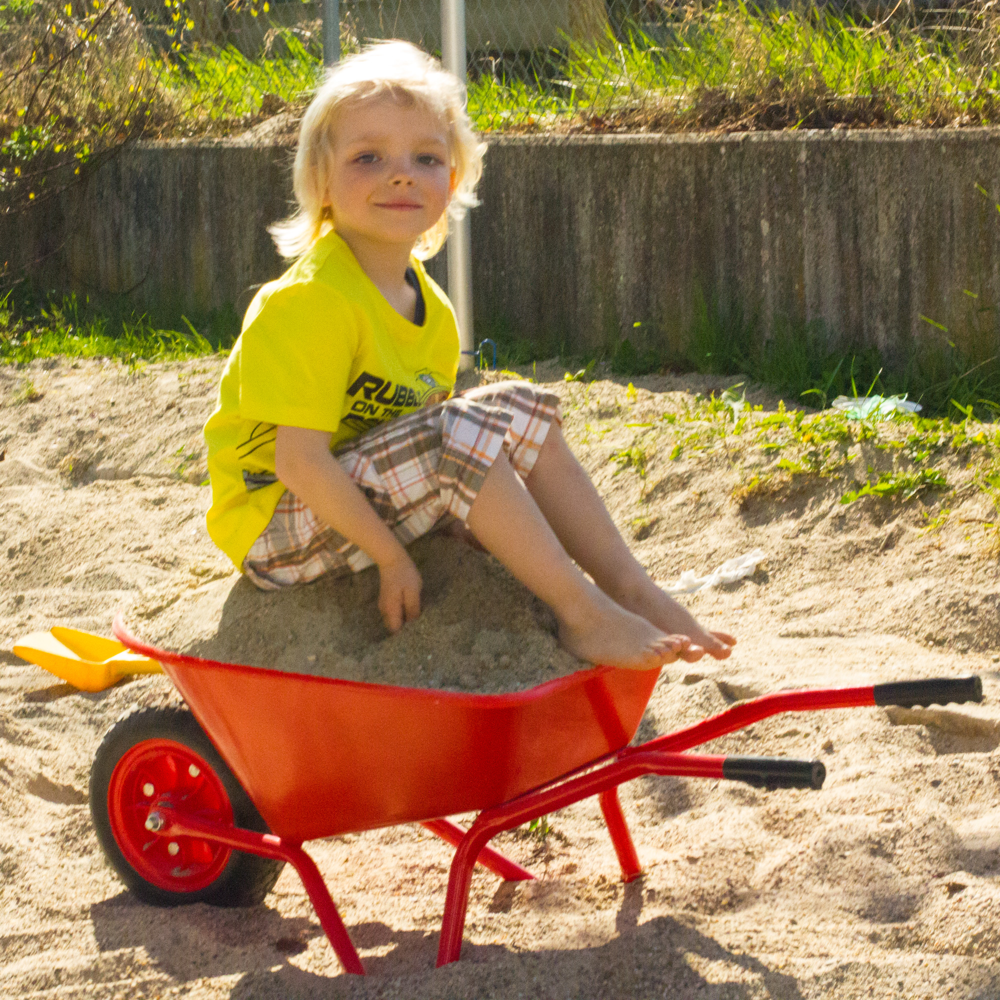 Schubkarre Roter Riese